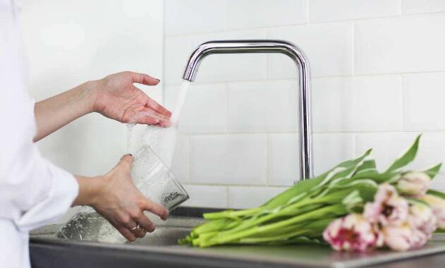 汉斯顿净水器移动官网,2017年净水器十大品牌排名,2018年净水品加盟代理招商--深圳市汉斯顿净水设备有限公司